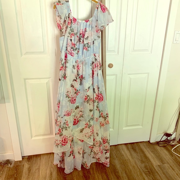 torrid Dresses & Skirts - Blue floral chiffon hi-lo maxi dress torrid Dresses & Skirts - Blue floral chiffon hi-lo maxi dress
